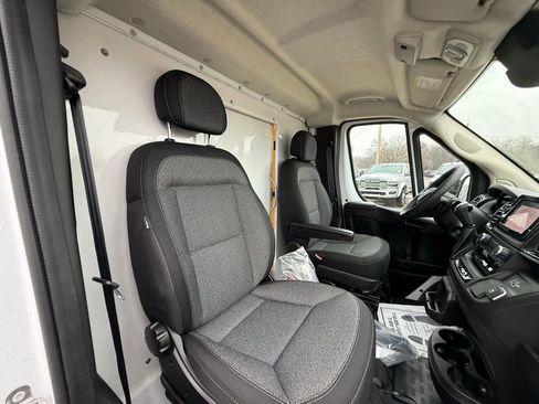 New 2026 RAM ProMaster 3500 w/ Convenience Group image 19