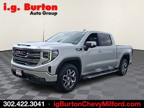 Certified 2022 GMC Sierra 1500 SLT w/ SLT Premium Plus Package AWD/4WD image 3