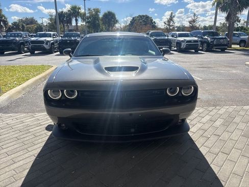 Used 2022 Dodge Challenger R/T w/ Driver Convenience Group image 3