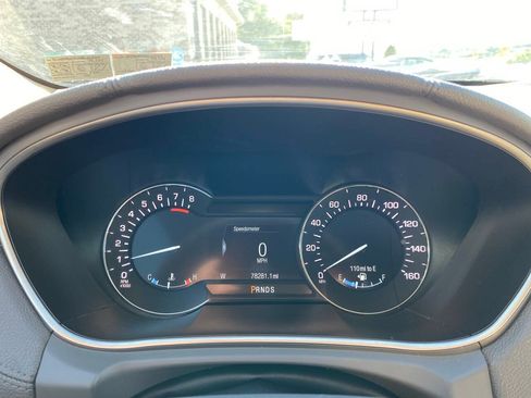 Used 2017 Lincoln MKX Select w/ Select Plus Package AWD/4WD image 23