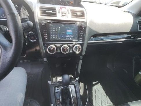 Used 2018 Subaru Forester 2.5i Touring w/ Popular Package #3B AWD/4WD image 5