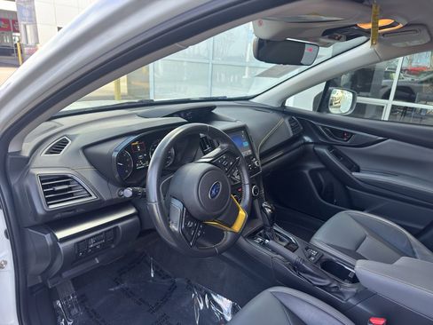 Used 2021 Subaru Crosstrek 2.5i Sport w/ Moonroof Package image 3