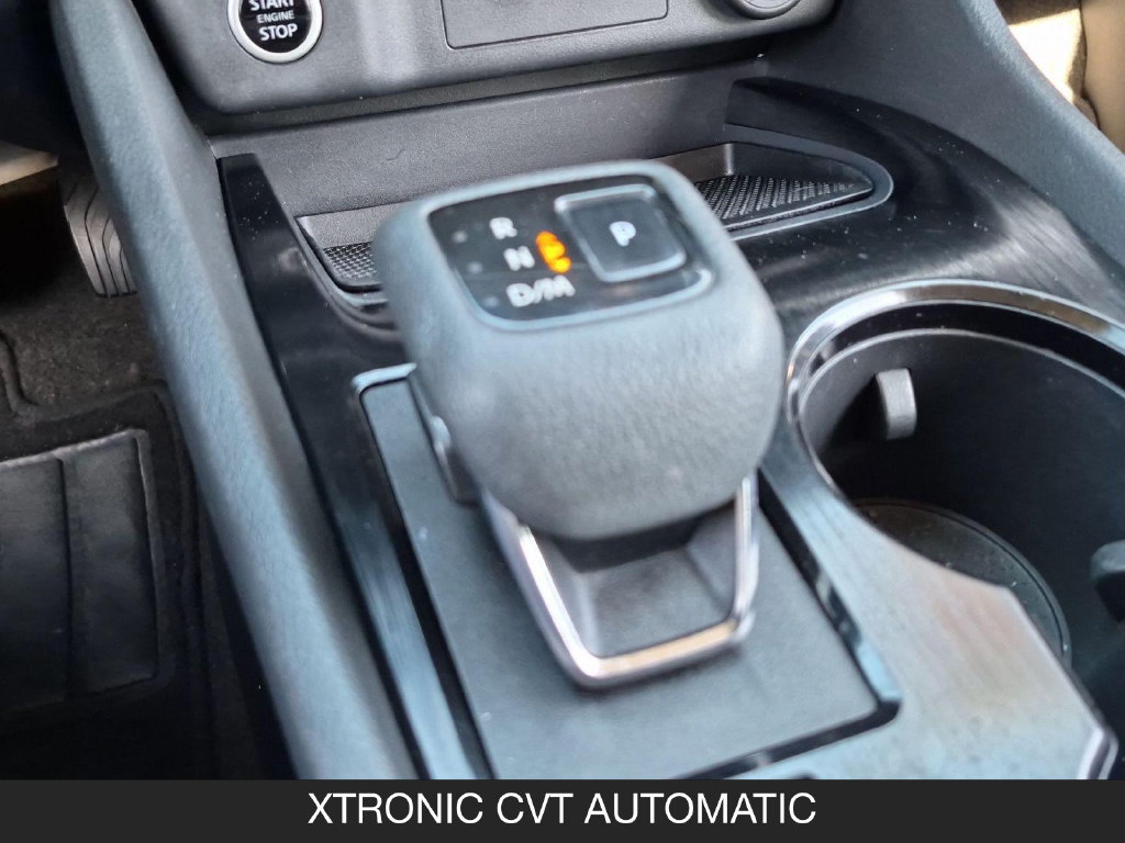 Certified 2022 Nissan Rogue SV FWD image 20