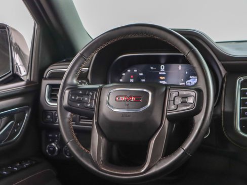 Used 2023 GMC Yukon XL AT4 image 13