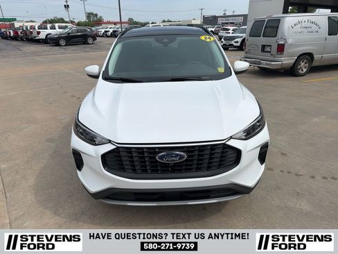 Used 2024 Ford Escape Active w/ Tech Pack #2 FWD image 4