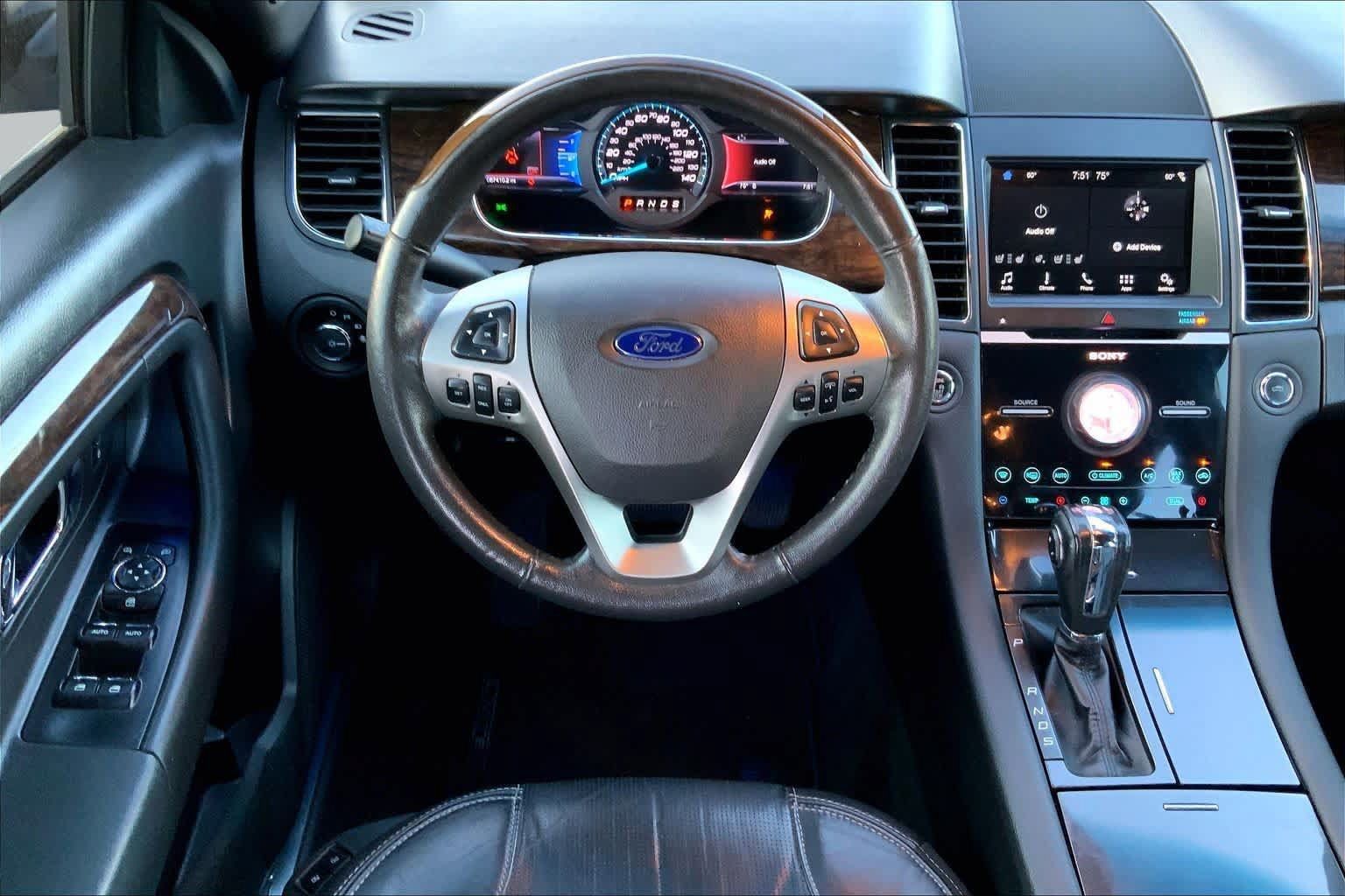 Used 2017 Ford Taurus Limited FWD image 6