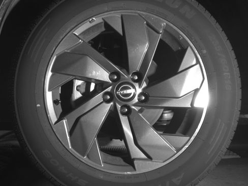 Used 2025 Nissan Rogue SV FWD image 12