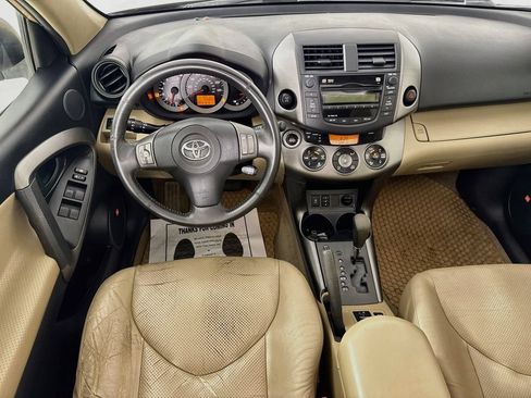 Used 2009 Toyota RAV4 Limited AWD/4WD image 26