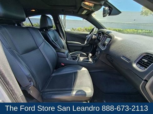 Used 2015 Dodge Charger SXT w/ AWD Plus Group image 18