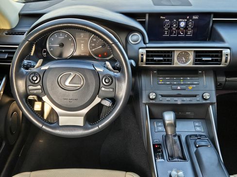 Used 2016 Lexus IS 300 Navigation, Premium Package image 34