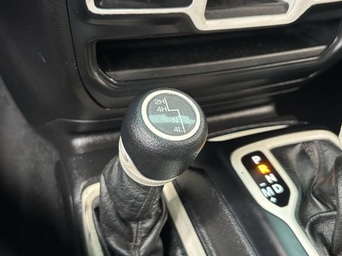 Used 2018 Jeep Wrangler Unlimited Sport image 4