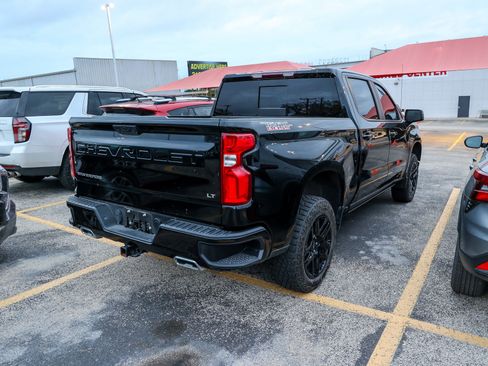 Used 2024 Chevrolet Silverado 1500 LT Trail Boss w/ Convenience Package II image 8