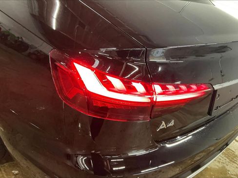 Used 2023 Audi A4 2.0T Premium w/ Convenience Package image 31