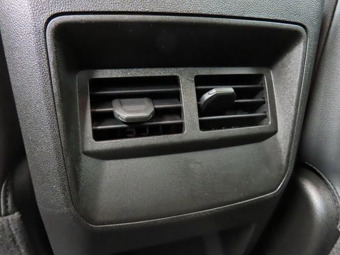 Used 2025 Chevrolet Colorado Trail Boss image 11