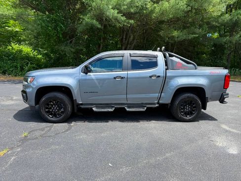 Used 2022 Chevrolet Colorado Z71 w/ Trail Boss Package AWD/4WD image 4