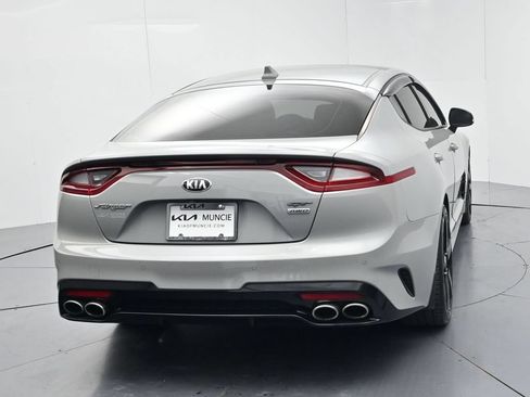 Used 2019 Kia Stinger GT2 AWD/4WD image 7