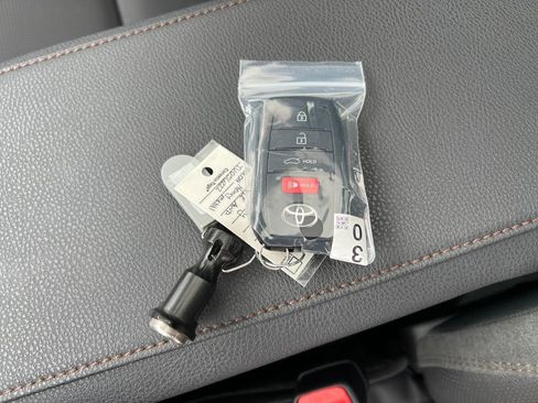 New 2026 Toyota Camry XLE image 29