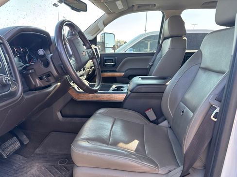 Used 2018 Chevrolet Silverado 2500 LTZ w/ Duramax Plus Package AWD/4WD image 8