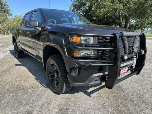 Used 2020 Chevrolet Silverado 1500 Custom Trail Boss w/ Custom Convenience Package image 6