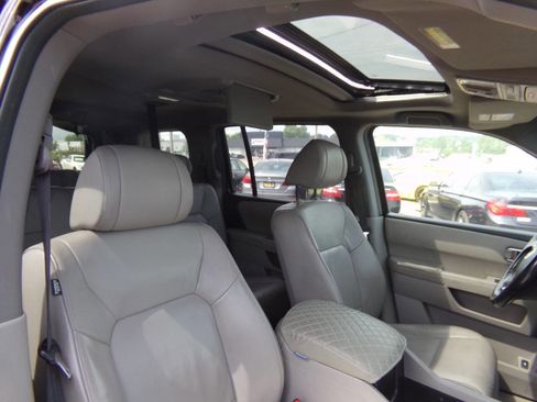 Used 2010 Honda Pilot EX-L image 31