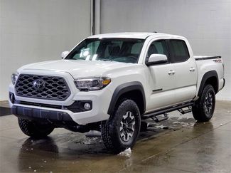 Used 2021 Toyota Tacoma TRD Off-Road video 2