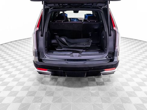 Certified 2024 Cadillac Escalade Premium Luxury Platinum w/ LPO, Floor Liner Package AWD/4WD image 38