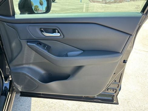 New 2026 Nissan Rogue SV w/ Cold Weather Package FWD image 41