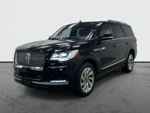 Used 2024 Lincoln Navigator Reserve AWD/4WD image 1