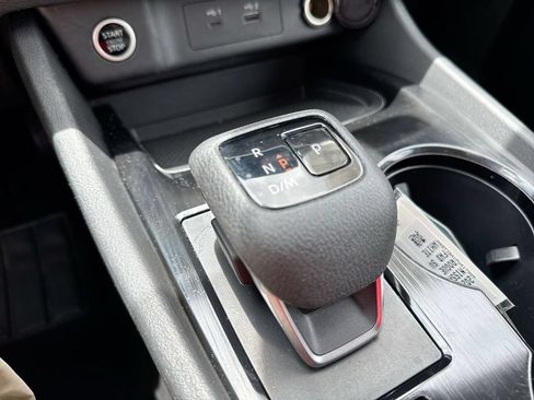 Used 2023 Nissan Rogue SV FWD image 17