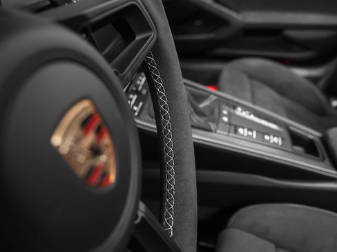 Certified 2025 Porsche 718 Boxster Spyder RS RWD image 44
