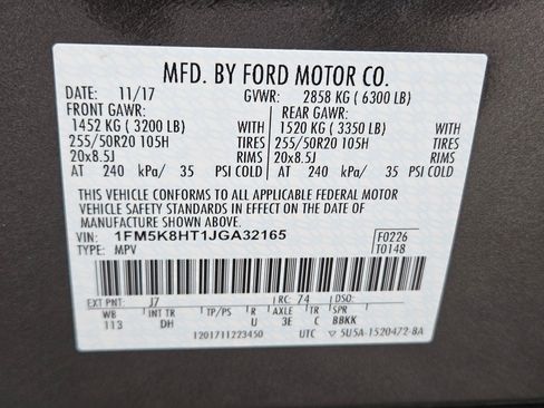 Used 2018 Ford Explorer Platinum image 38