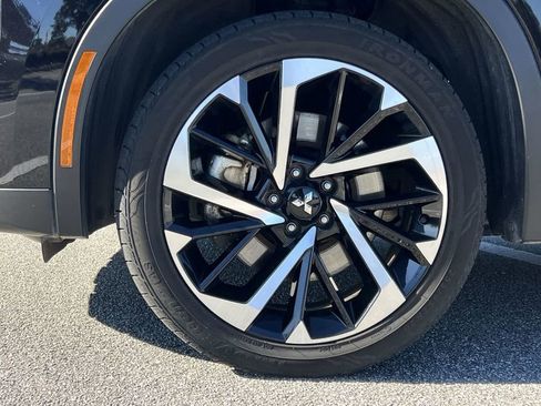 Used 2024 Mitsubishi Outlander SE Black Edition image 10