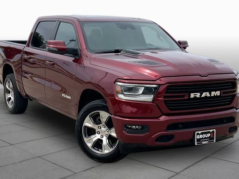 Used 2023 RAM 1500 Laramie AWD/4WD image 3