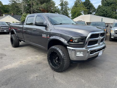 Used 2015 RAM 2500 Tradesman w/ Chrome Appearance Group AWD/4WD image 7