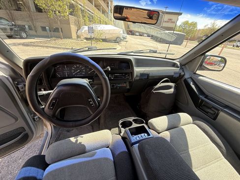 Used 1992 MAZDA Navajo 4WD image 19