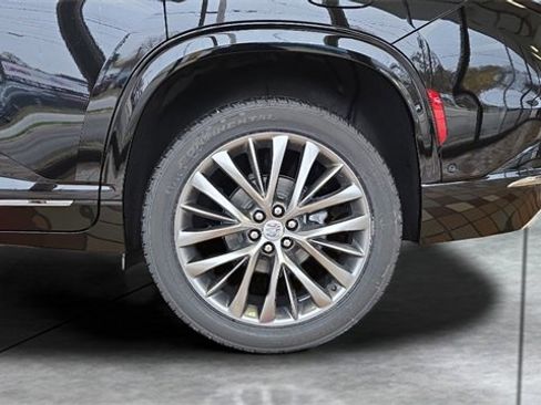 New 2026 Buick Enclave Avenir w/ Super Cruise Package image 31