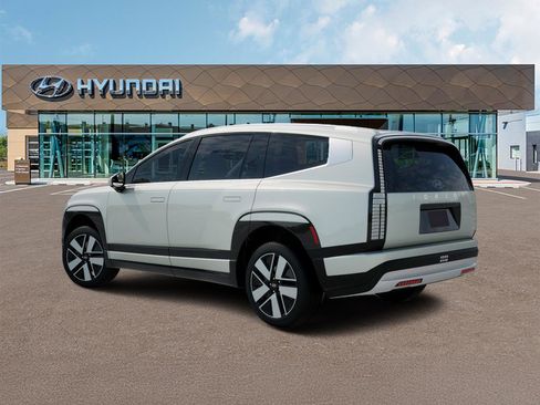 New 2026 Hyundai Ioniq 9 SEL image 4