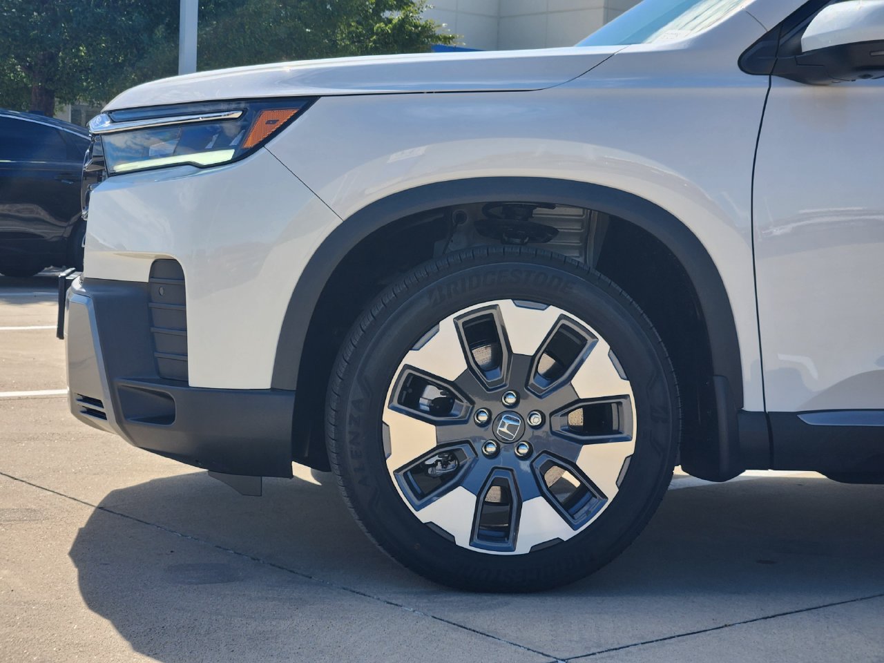 New 2026 Honda Pilot Elite image 5