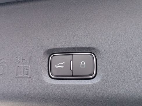 New 2026 Lincoln Navigator Reserve AWD/4WD image 15