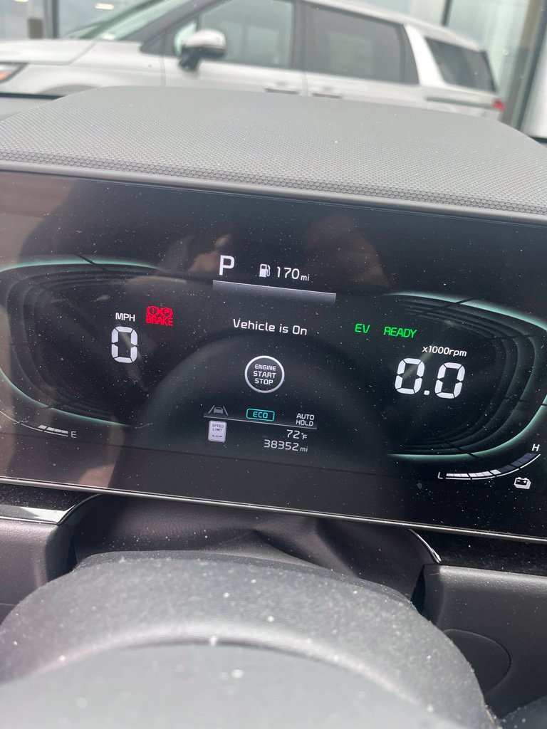 Used 2023 Kia Niro EX Touring FWD image 10