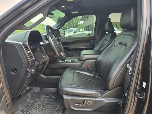 Used 2021 Ford Expedition Max Limited RWD image 4
