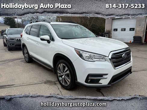 Used 2019 Subaru Ascent Limited w/ Popular Package #2A image 1