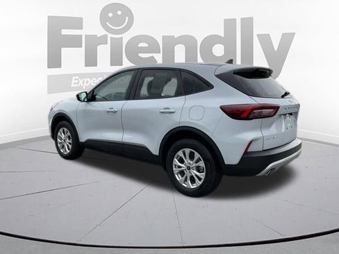 Used 2025 Ford Escape Active w/ Cold Weather Package AWD/4WD image 5