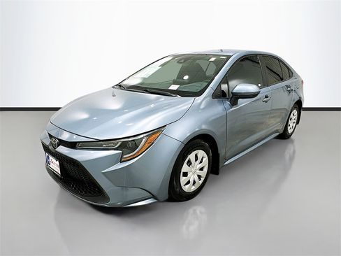 Used 2020 Toyota Corolla L image 3