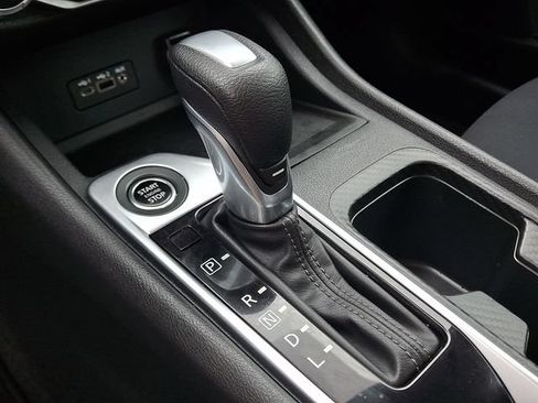 Used 2023 Nissan Sentra SV w/ All-Weather Package FWD image 15