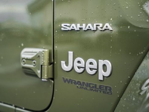 Used 2021 Jeep Wrangler Unlimited Sahara w/ LED Lighting Group image 15