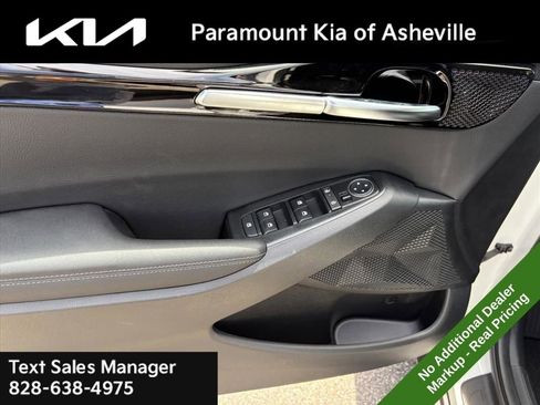 New 2026 Kia Seltos S FWD image 23
