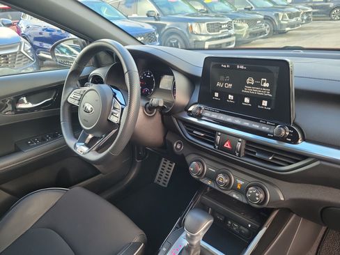 Used 2020 Kia Forte GT-Line w/ GT-Line Premium Package FWD image 8