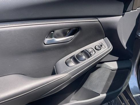 Certified 2025 Nissan Sentra SV w/ All-Weather Package FWD image 13