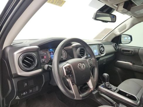 Used 2023 Toyota Tacoma SR5 RWD image 12